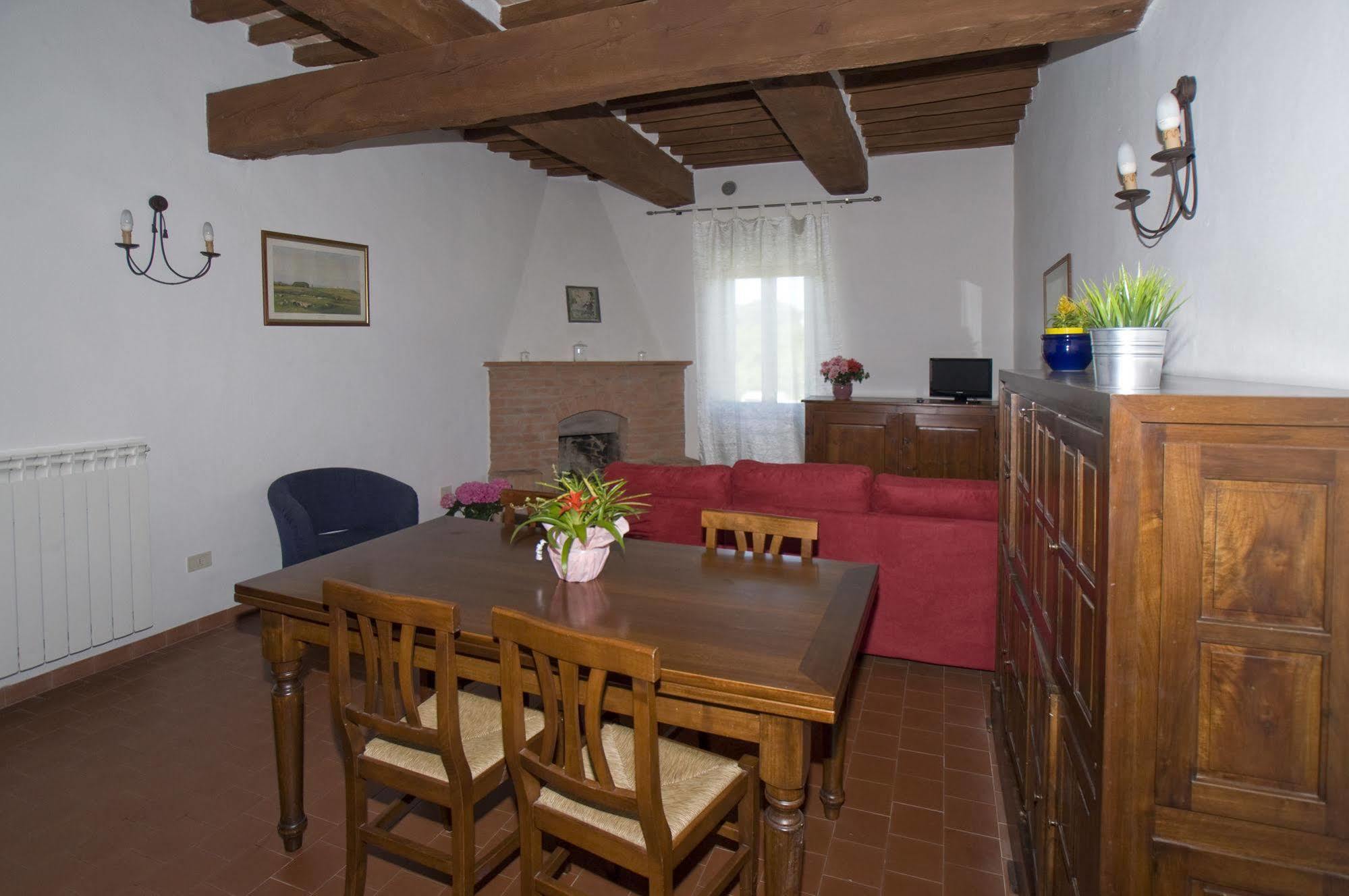 Razza Del Casalone Hostal Grosseto Exterior foto