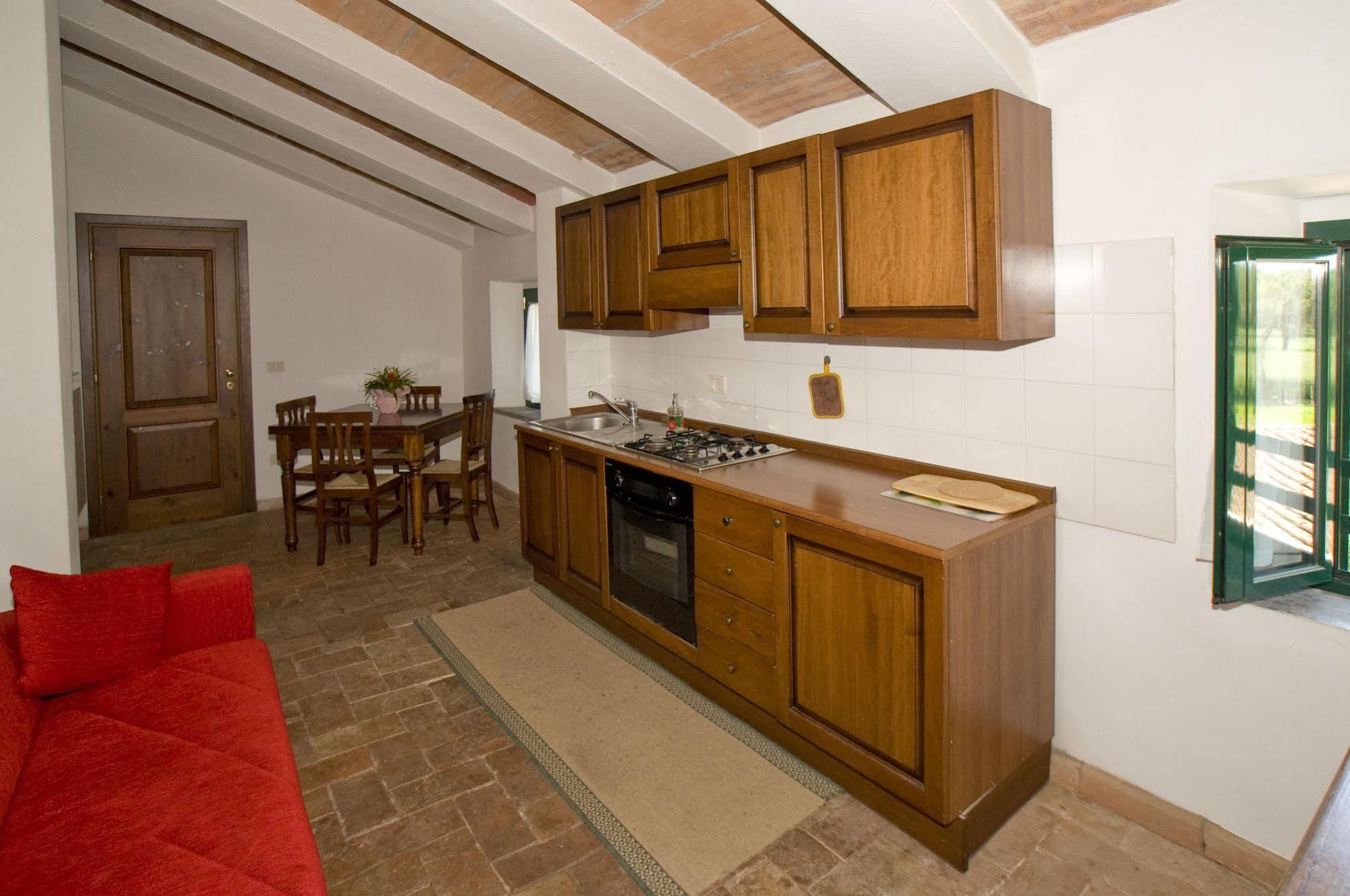 Razza Del Casalone Hostal Grosseto Exterior foto